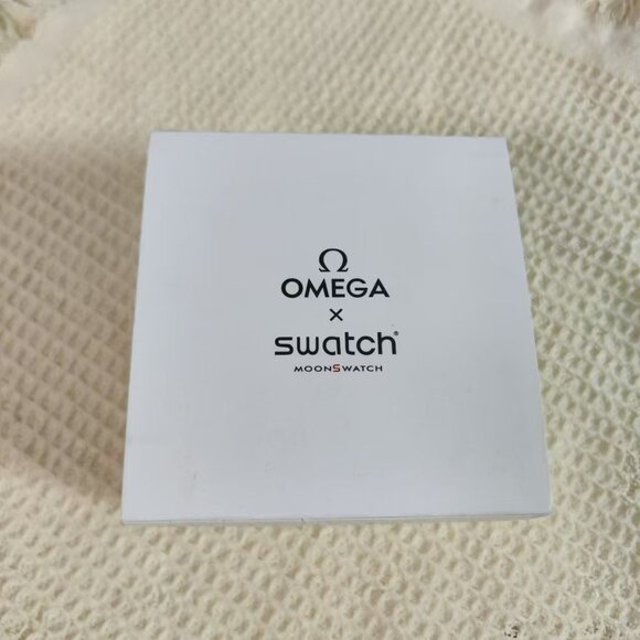 Mission watch with white full moon pattern - Picture 8 of 8